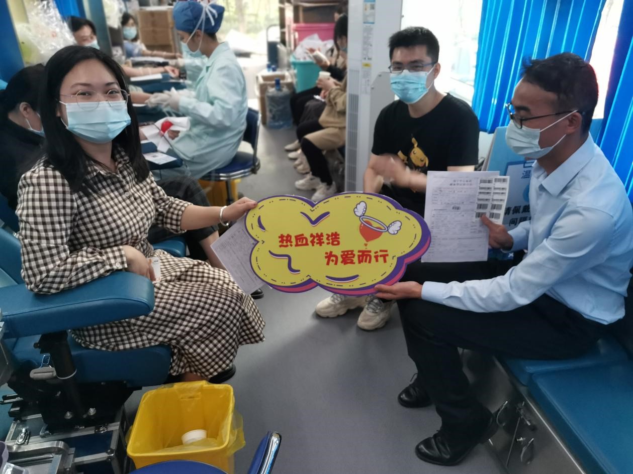 车上.jpg